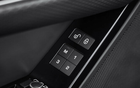 Land Rover Range Rover Velar I, 2017 год, 3 449 000 рублей, 28 фотография