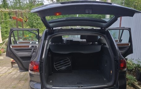 Volkswagen Touareg III, 2007 год, 750 000 рублей, 4 фотография