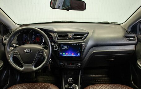 KIA Rio III рестайлинг, 2015 год, 995 000 рублей, 19 фотография