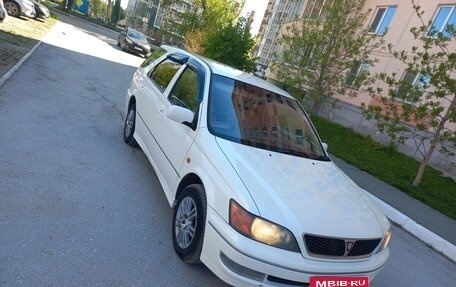 Toyota Vista V30, 1999 год, 400 000 рублей, 1 фотография