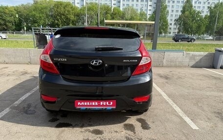 Hyundai Solaris II рестайлинг, 2012 год, 650 000 рублей, 1 фотография