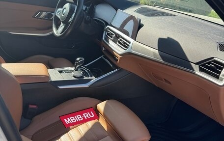 BMW 3 серия, 2021 год, 4 050 000 рублей, 7 фотография