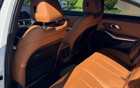 BMW 3 серия, 2021 год, 4 050 000 рублей, 11 фотография