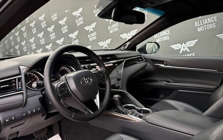 Toyota Camry, 2019 год, 2 399 000 рублей, 10 фотография