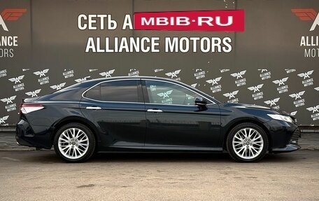 Toyota Camry, 2019 год, 2 399 000 рублей, 9 фотография