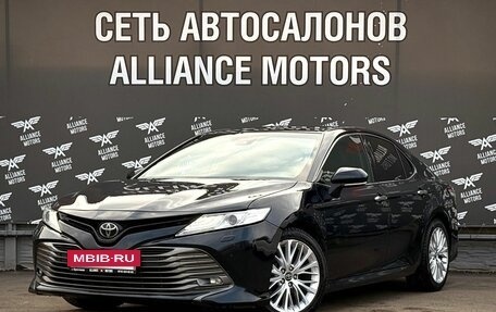 Toyota Camry, 2019 год, 2 399 000 рублей, 3 фотография