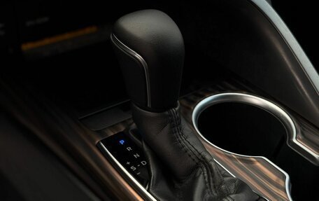 Toyota Camry, 2019 год, 2 399 000 рублей, 26 фотография