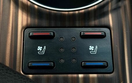 Toyota Camry, 2019 год, 2 399 000 рублей, 28 фотография