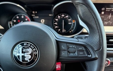 Alfa Romeo Stelvio, 2022 год, 4 450 000 рублей, 11 фотография