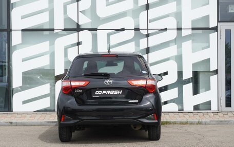 Toyota Vitz, 2018 год, 925 000 рублей, 4 фотография