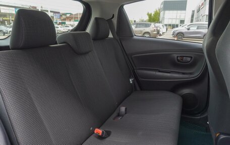 Toyota Vitz, 2018 год, 925 000 рублей, 12 фотография