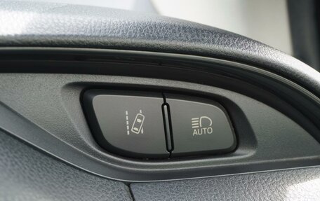 Toyota Vitz, 2018 год, 925 000 рублей, 20 фотография