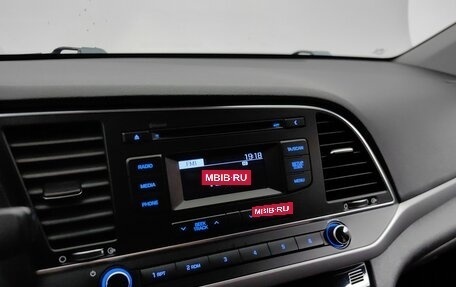 Hyundai Elantra VI рестайлинг, 2018 год, 1 465 000 рублей, 14 фотография