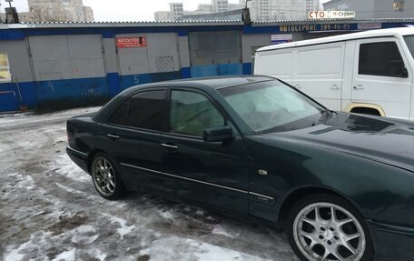 Mercedes-Benz E-Класс, 1996 год, 225 000 рублей, 7 фотография