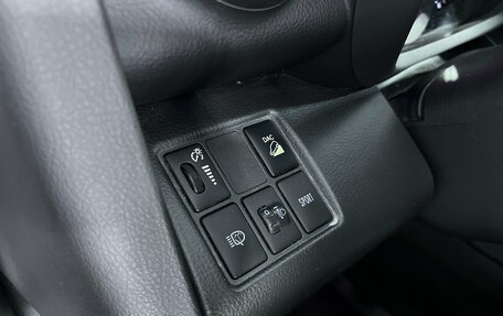 Toyota RAV4, 2011 год, 1 000 000 рублей, 18 фотография