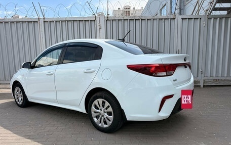 KIA Rio IV, 2019 год, 1 050 000 рублей, 3 фотография