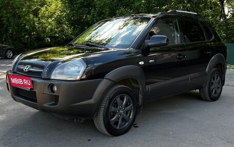 Hyundai Tucson III, 2006 год, 905 000 рублей, 3 фотография