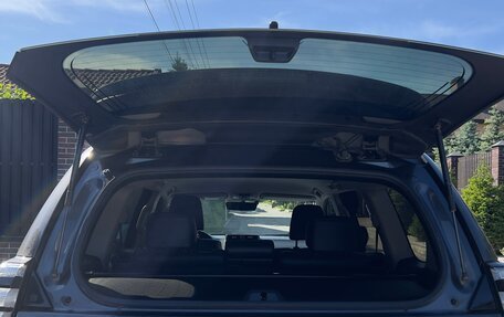Toyota Land Cruiser Prado 150 рестайлинг 2, 2018 год, 6 200 000 рублей, 28 фотография