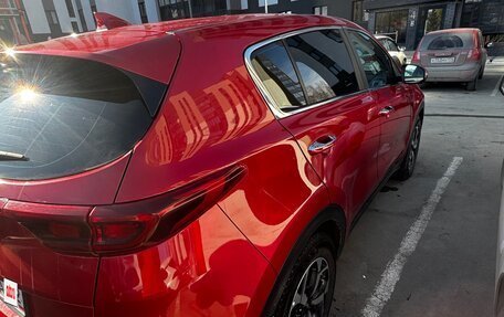 KIA Sportage IV рестайлинг, 2021 год, 2 300 000 рублей, 6 фотография