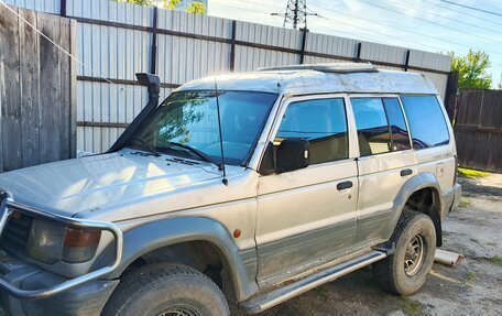 Mitsubishi Pajero III рестайлинг, 1993 год, 600 000 рублей, 1 фотография