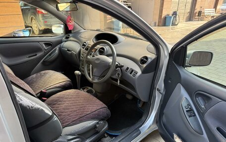 Toyota Vitz, 2001 год, 370 000 рублей, 7 фотография