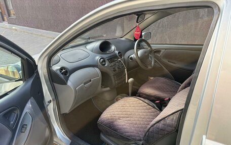 Toyota Vitz, 2001 год, 370 000 рублей, 4 фотография