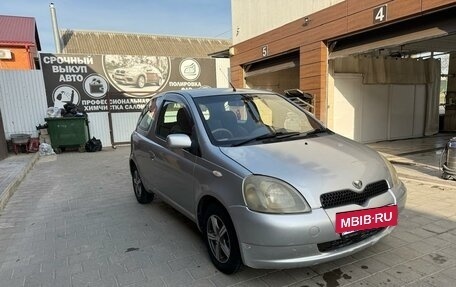 Toyota Vitz, 2001 год, 370 000 рублей, 3 фотография