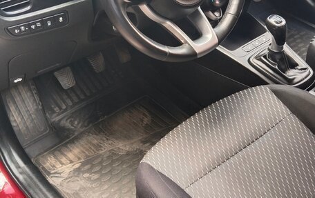 KIA Rio IV, 2018 год, 1 350 000 рублей, 26 фотография