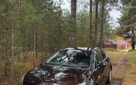 Opel Astra J, 2013 год, 650 000 рублей, 2 фотография