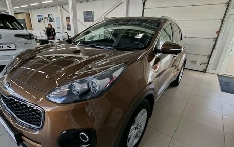 KIA Sportage IV рестайлинг, 2016 год, 1 998 000 рублей, 3 фотография