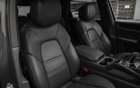 Porsche Cayenne III, 2020 год, 6 489 000 рублей, 28 фотография