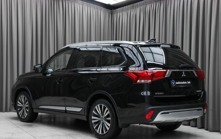 Mitsubishi Outlander III рестайлинг 3, 2019 год, 2 199 000 рублей, 4 фотография