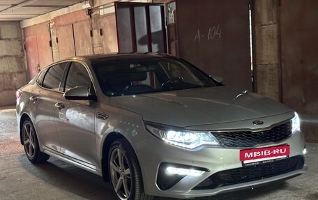 KIA Optima IV, 2019 год, 2 390 000 рублей, 10 фотография