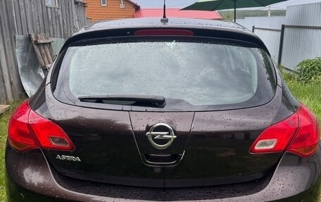 Opel Astra J, 2013 год, 670 000 рублей, 6 фотография