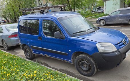 Peugeot Partner II рестайлинг 2, 2010 год, 250 000 рублей, 2 фотография