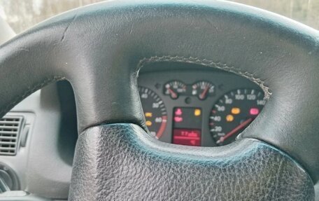 Volkswagen Golf IV, 2000 год, 320 000 рублей, 11 фотография