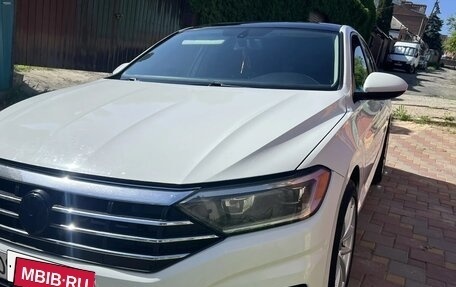 Volkswagen Jetta VII, 2021 год, 1 800 000 рублей, 2 фотография
