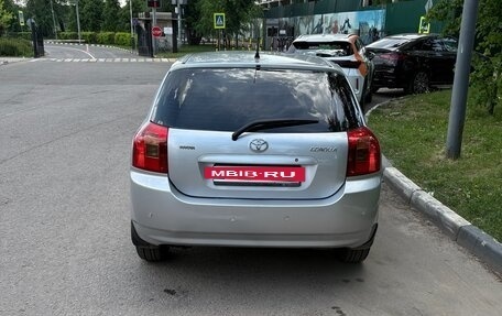 Toyota Corolla, 2004 год, 670 000 рублей, 5 фотография