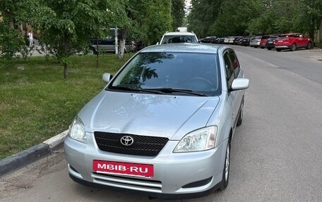 Toyota Corolla, 2004 год, 670 000 рублей, 2 фотография