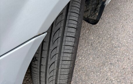 Toyota Corolla, 2004 год, 670 000 рублей, 10 фотография