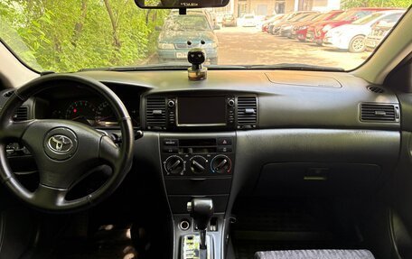 Toyota Corolla, 2004 год, 670 000 рублей, 11 фотография
