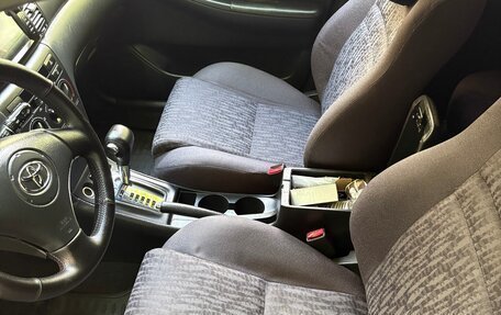 Toyota Corolla, 2004 год, 670 000 рублей, 13 фотография
