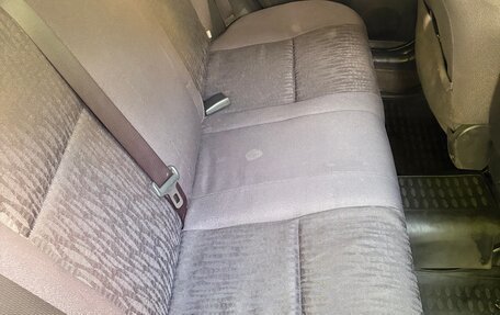 Toyota Corolla, 2004 год, 670 000 рублей, 16 фотография