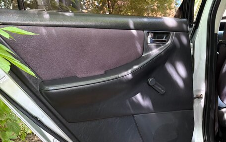 Toyota Corolla, 2004 год, 670 000 рублей, 15 фотография