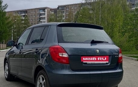 Skoda Fabia II, 2010 год, 350 000 рублей, 7 фотография