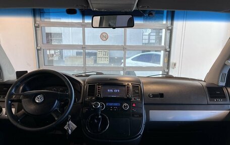 Volkswagen Multivan T5, 2008 год, 1 450 000 рублей, 9 фотография