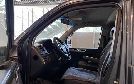 Volkswagen Multivan T5, 2008 год, 1 450 000 рублей, 13 фотография