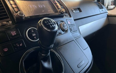 Volkswagen Multivan T5, 2008 год, 1 450 000 рублей, 21 фотография