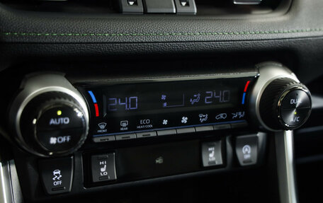Toyota RAV4, 2025 год, 4 049 000 рублей, 19 фотография