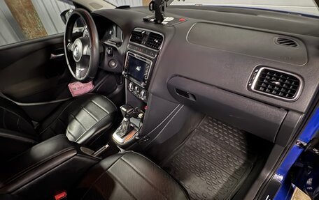 Volkswagen Polo VI (EU Market), 2010 год, 800 000 рублей, 13 фотография